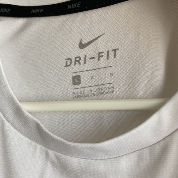 Large Nike Dri Fit Short Sleeve T Shirts USED - Picture 2 of 9